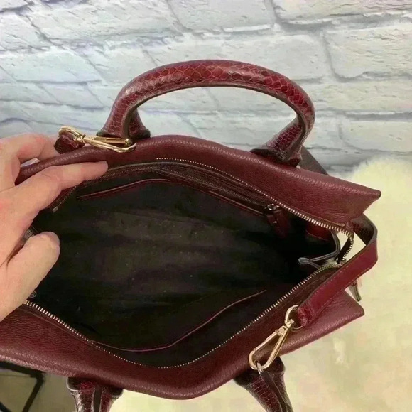 MICHAEL KORS Large Rollins Oxblood Leather Satchel - Picture 10 of 14